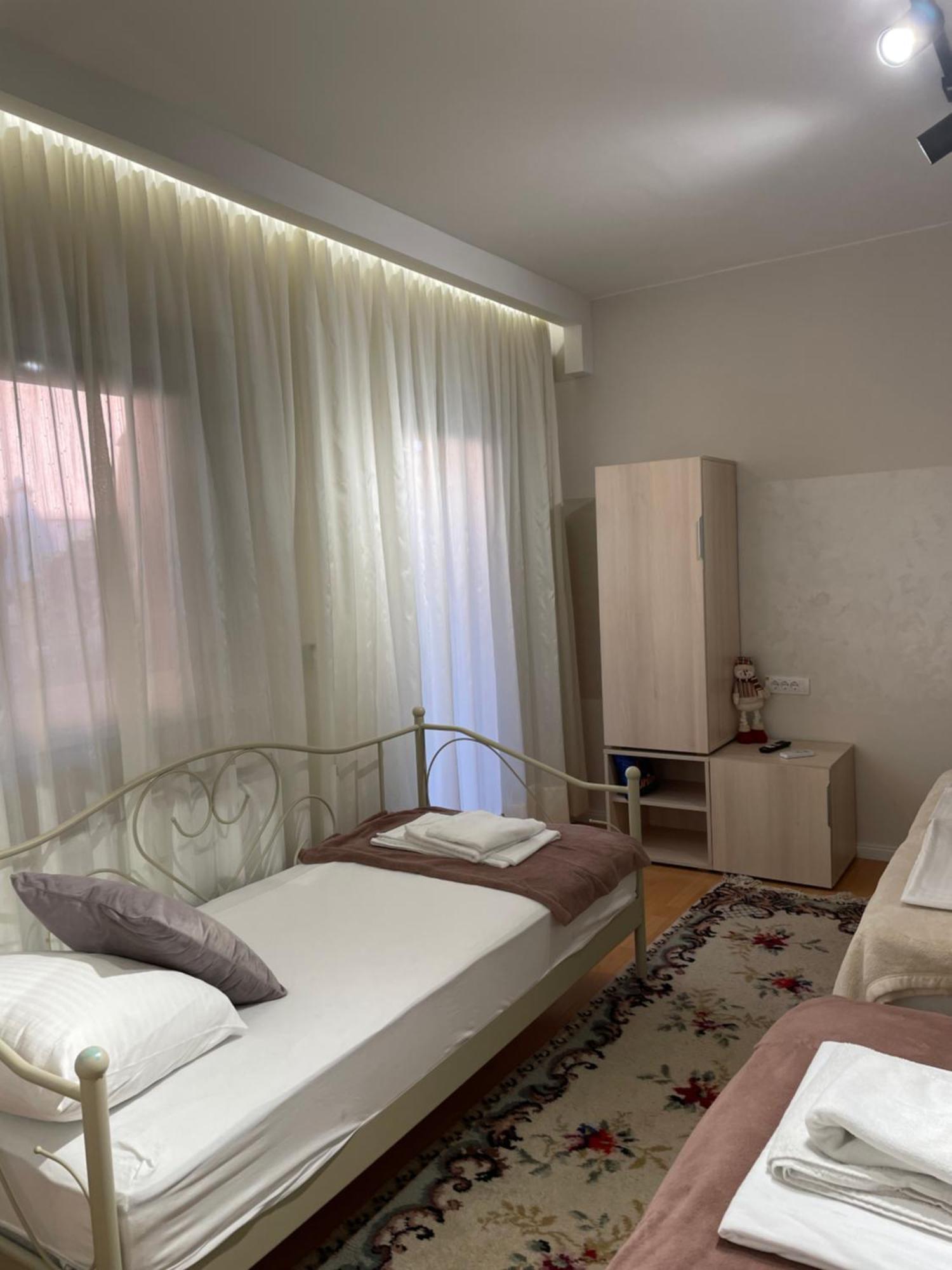 Myhome2 Суботиця Екстер'єр фото