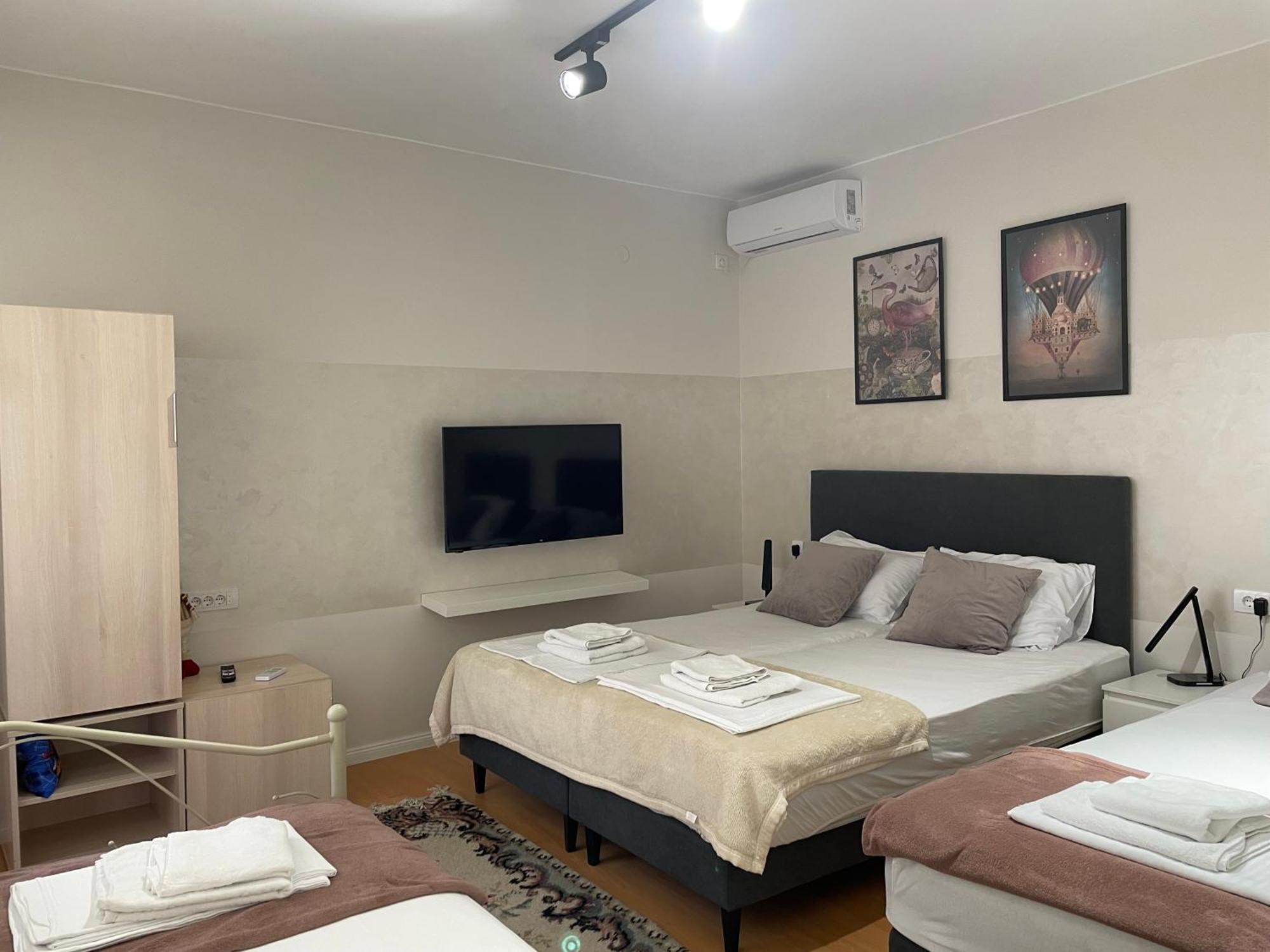Myhome2 Суботиця Екстер'єр фото